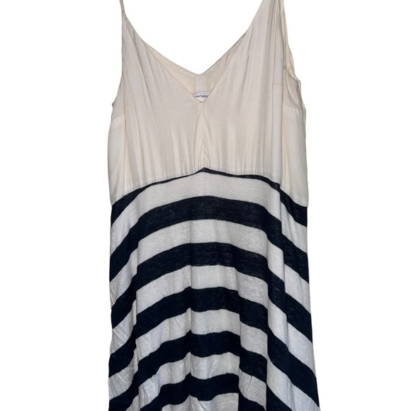 Scanlan Theodore Linen Asymmetrical Sides Hem Top - Picture 3 of 6